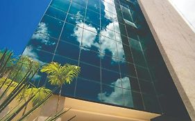 Front Comfort Teófilo Otoni